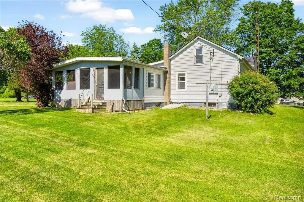 10294 Nichols Road Gaines Township MI 48436