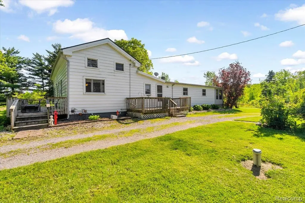 10294 Nichols Road Gaines Township MI 48436