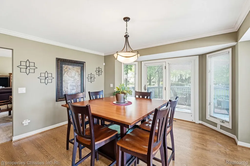 14281 Bournemuth Drive Shelby Charter Township MI 48315