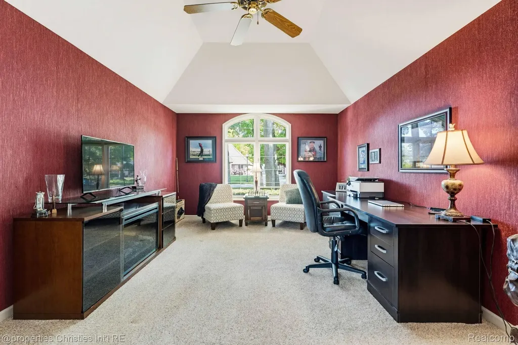 14281 Bournemuth Drive Shelby Charter Township MI 48315