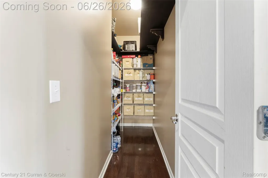 24986 Carriage Lane Lyon Charter Township MI 48178