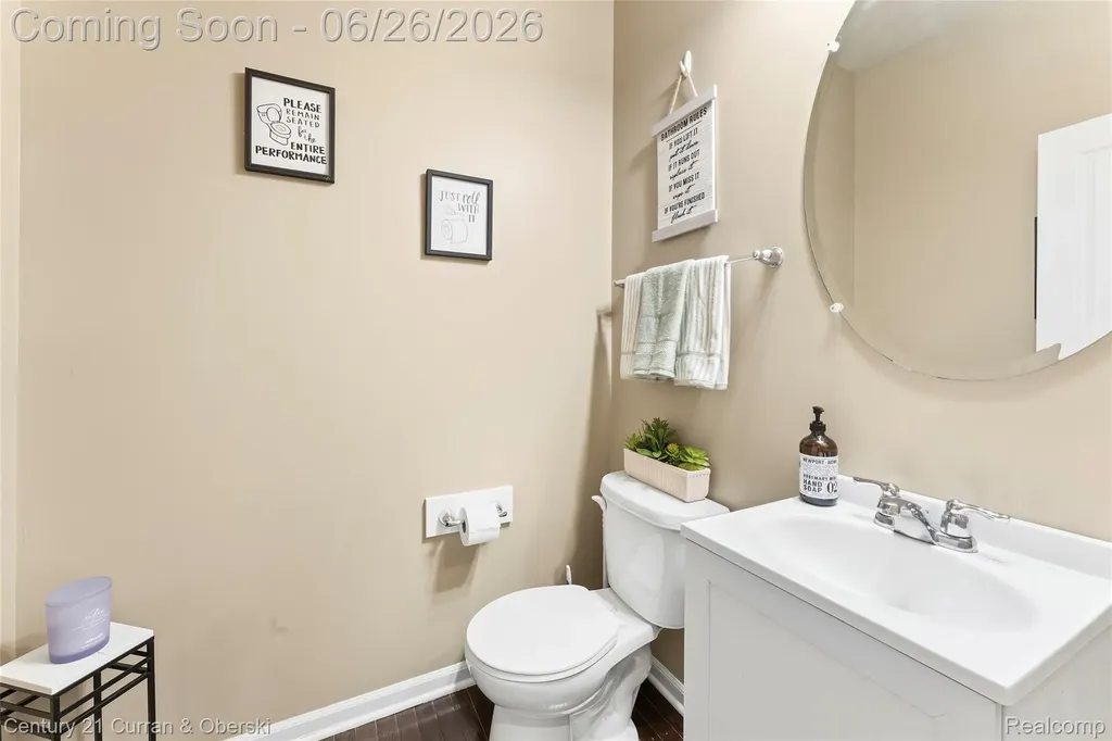 24986 Carriage Lane Lyon Charter Township MI 48178