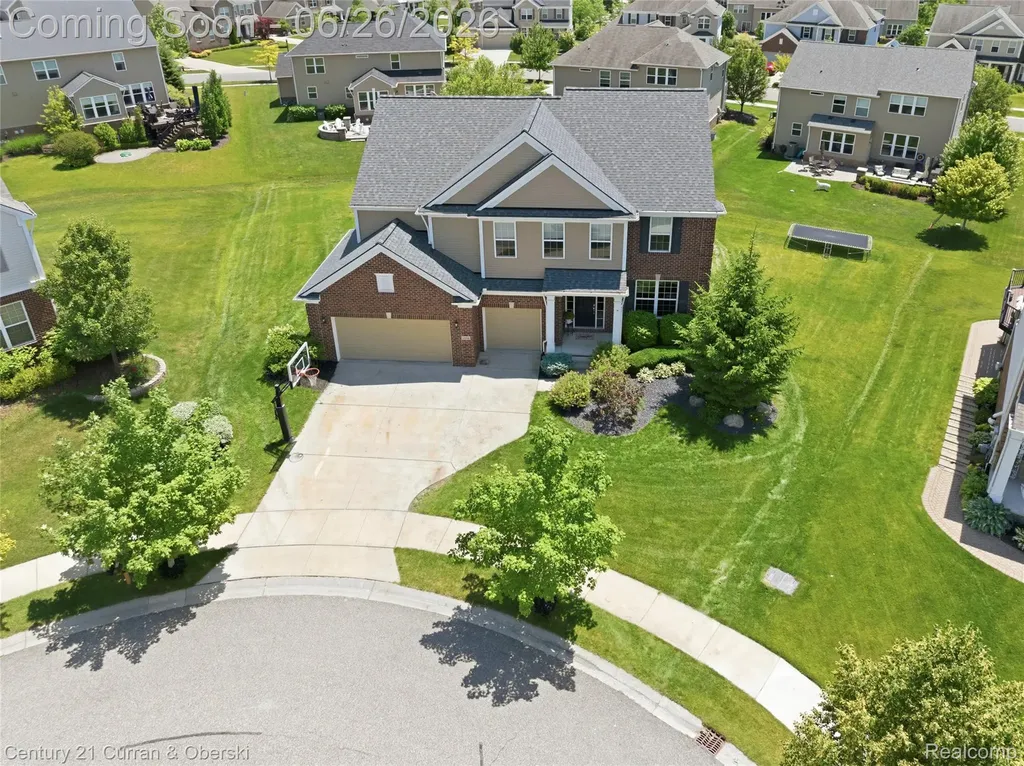 24986 Carriage Lane Lyon Charter Township MI 48178