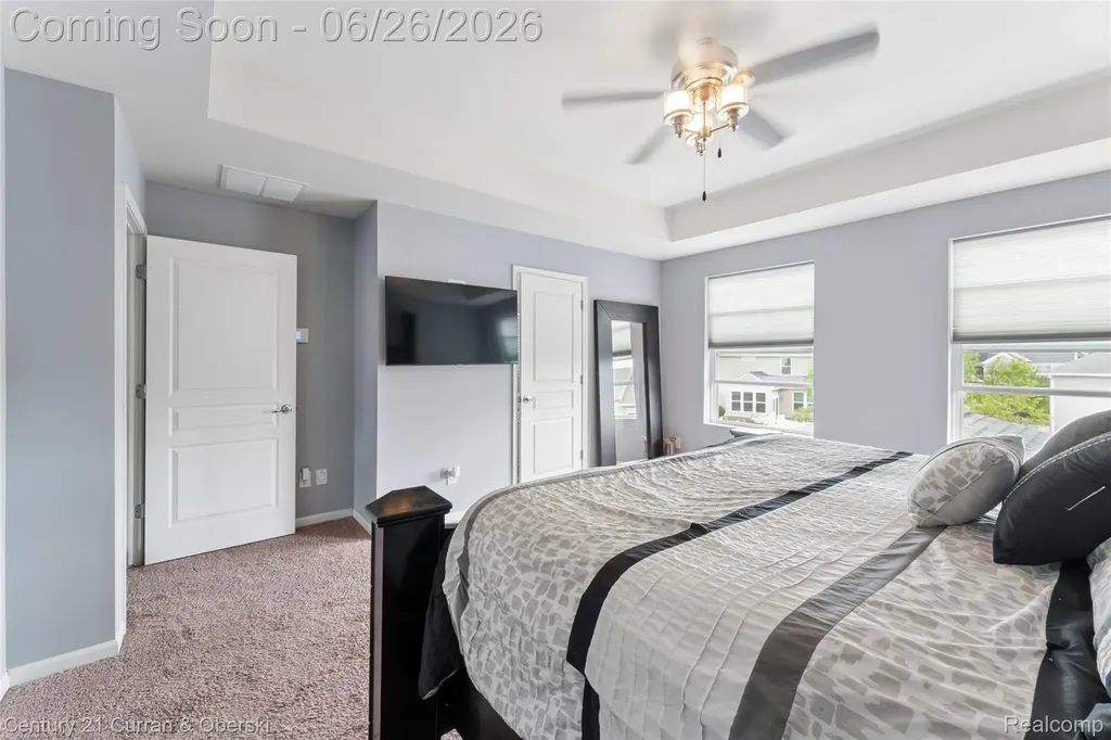 24986 Carriage Lane Lyon Charter Township MI 48178