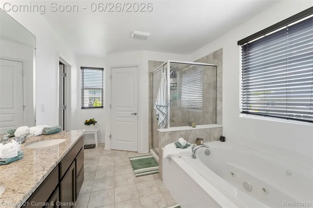 24986 Carriage Lane Lyon Charter Township MI 48178