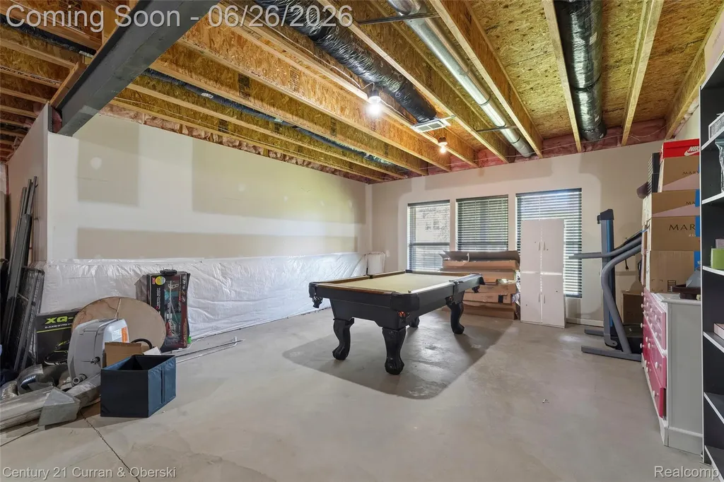 24986 Carriage Lane Lyon Charter Township MI 48178