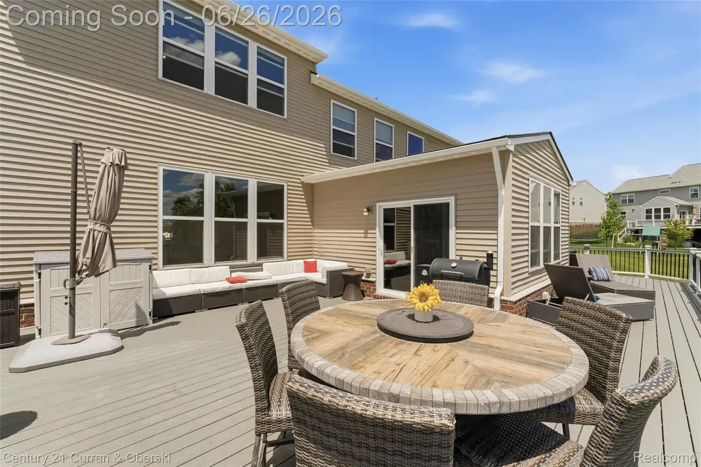 24986 Carriage Lane Lyon Charter Township MI 48178