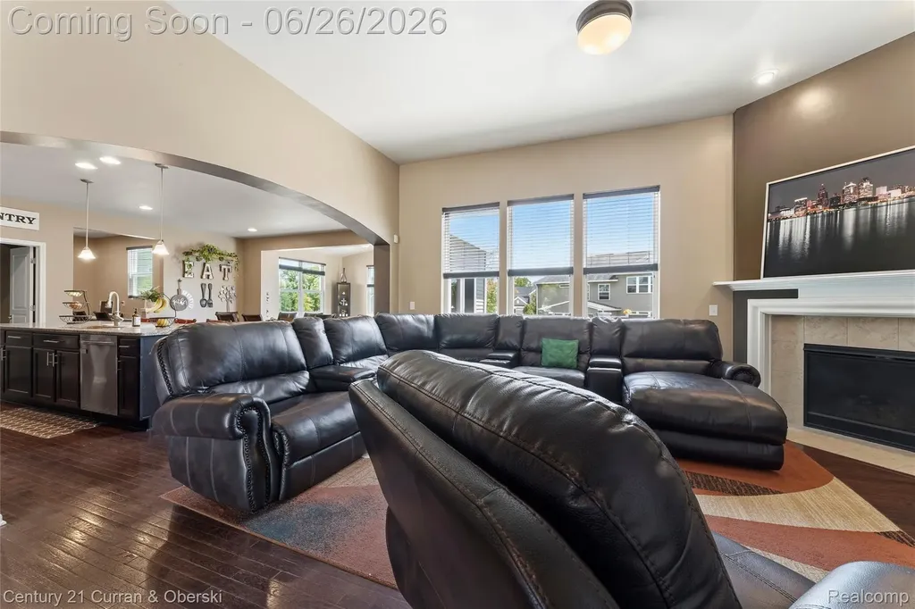 24986 Carriage Lane Lyon Charter Township MI 48178