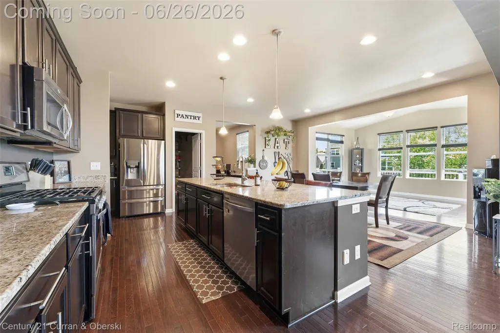 24986 Carriage Lane Lyon Charter Township MI 48178