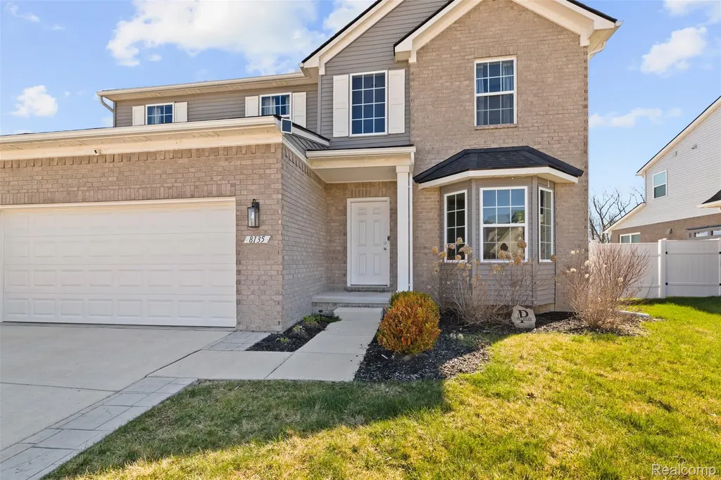 8135 Hudson Drive Westland City MI 48185
