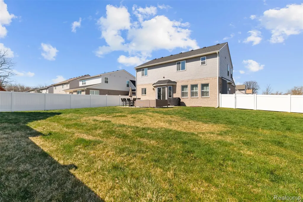 8135 Hudson Drive Westland City MI 48185