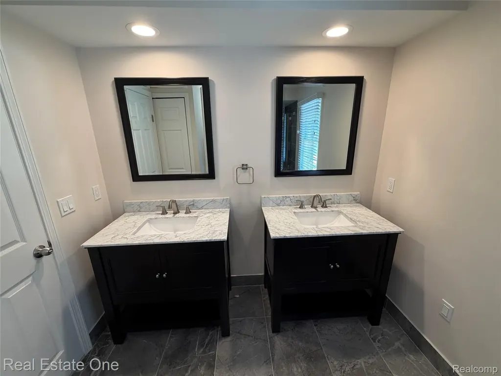 46310 Lafonde Court Plymouth Charter Township MI 48170