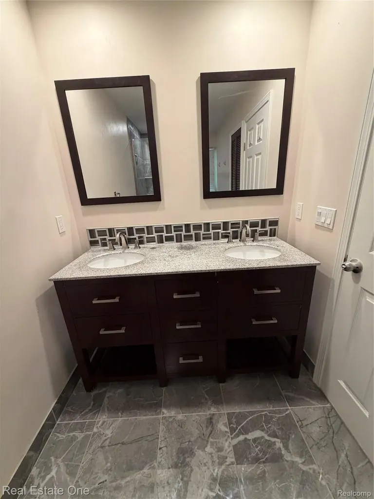 46310 Lafonde Court Plymouth Charter Township MI 48170