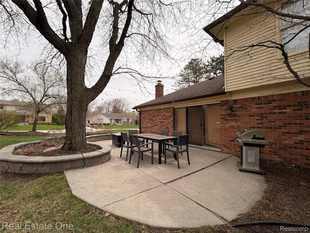 46310 Lafonde Court Plymouth Charter Township MI 48170