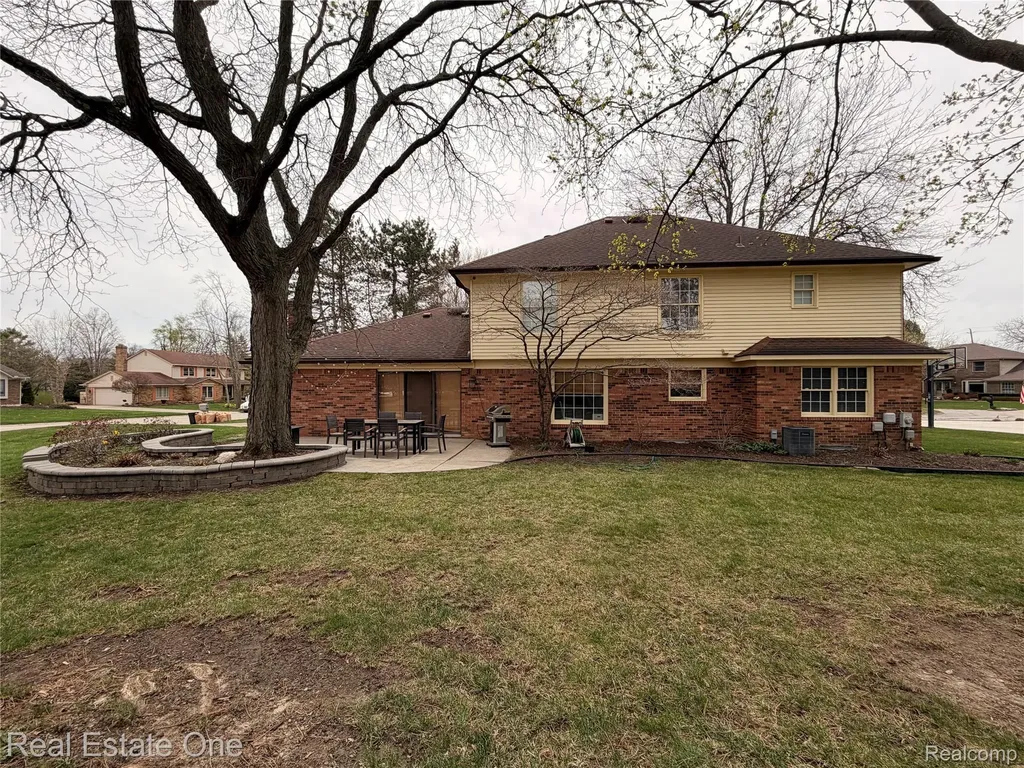 46310 Lafonde Court Plymouth Charter Township MI 48170
