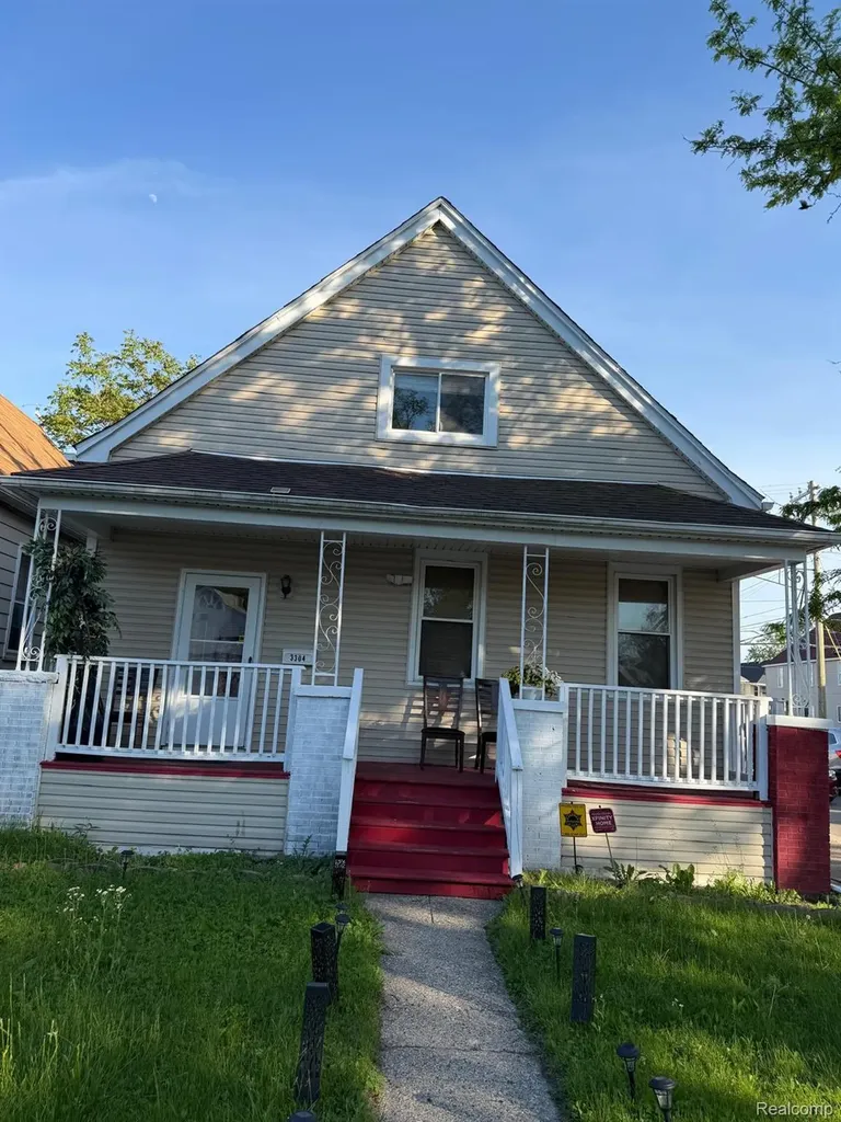 3304 Comstock Street Hamtramck City MI 48212