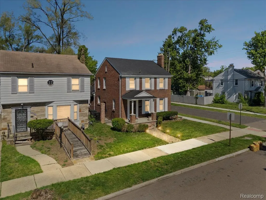 19215 Steel Street Detroit City MI 48235