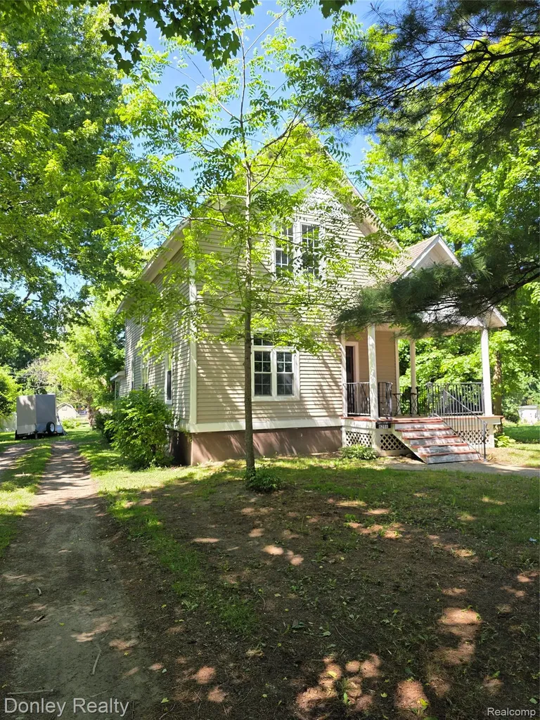 6286 Marlette Street Marlette City MI 48453