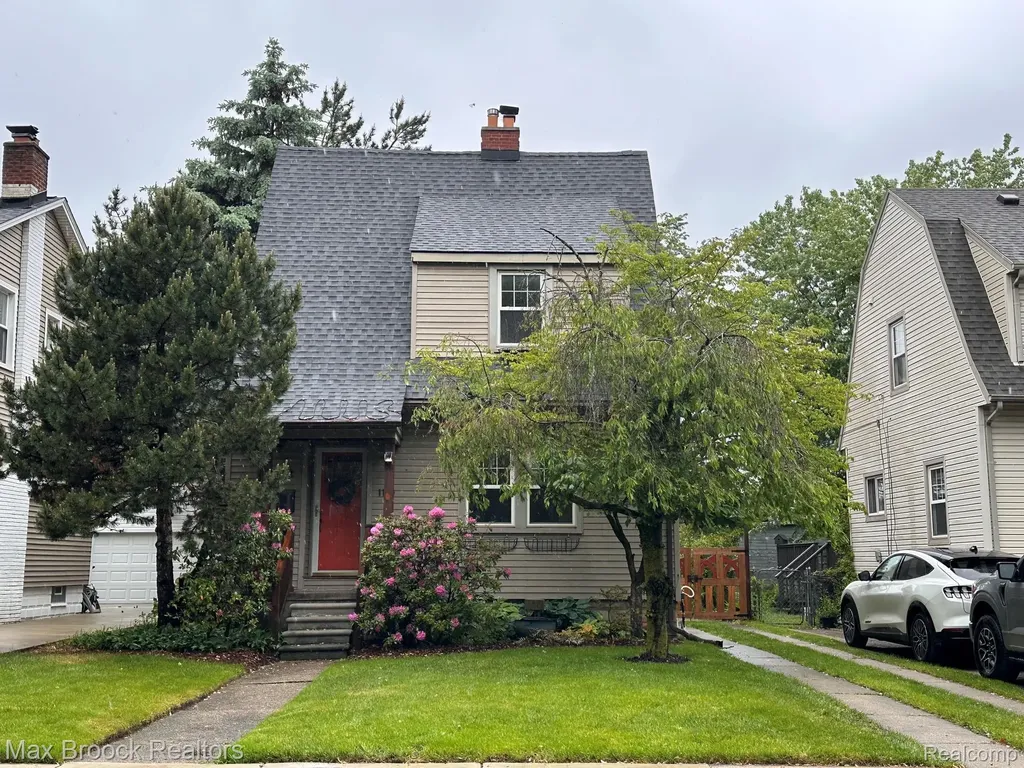 1110 Irving Avenue Royal Oak City MI 48067