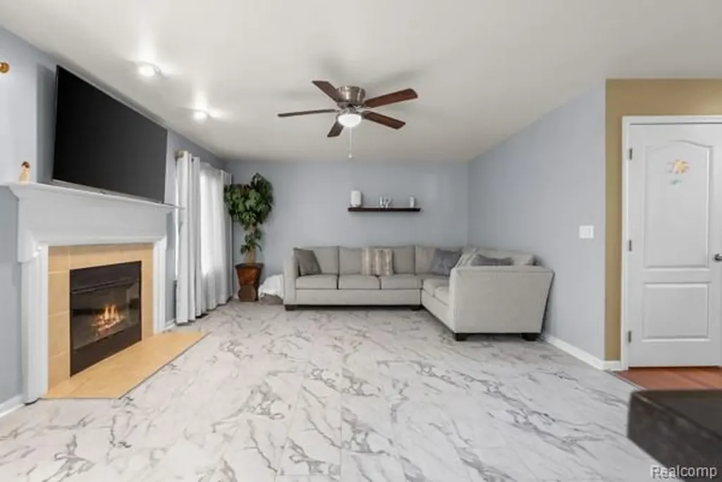8363 Sherwood Drive Grand Blanc Charter Township MI 48439