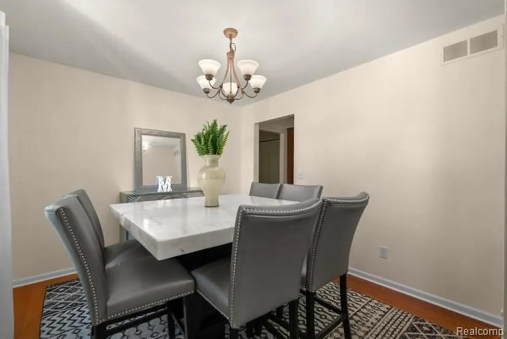8363 Sherwood Drive Grand Blanc Charter Township MI 48439