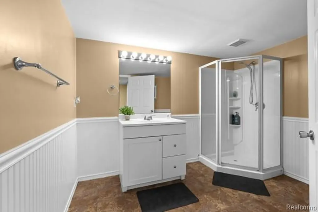 8363 Sherwood Drive Grand Blanc Charter Township MI 48439