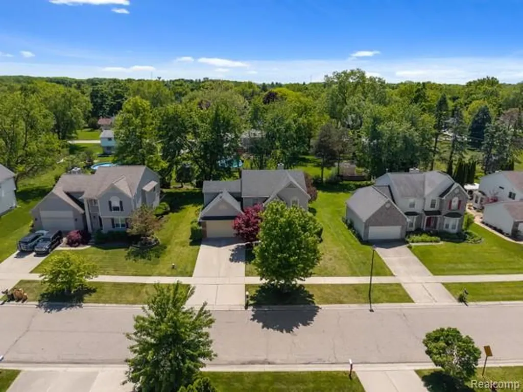 8363 Sherwood Drive Grand Blanc Charter Township MI 48439