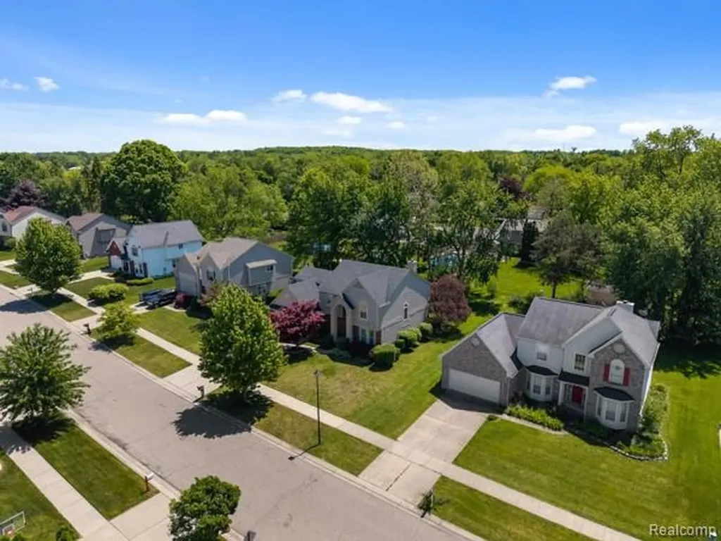 8363 Sherwood Drive Grand Blanc Charter Township MI 48439