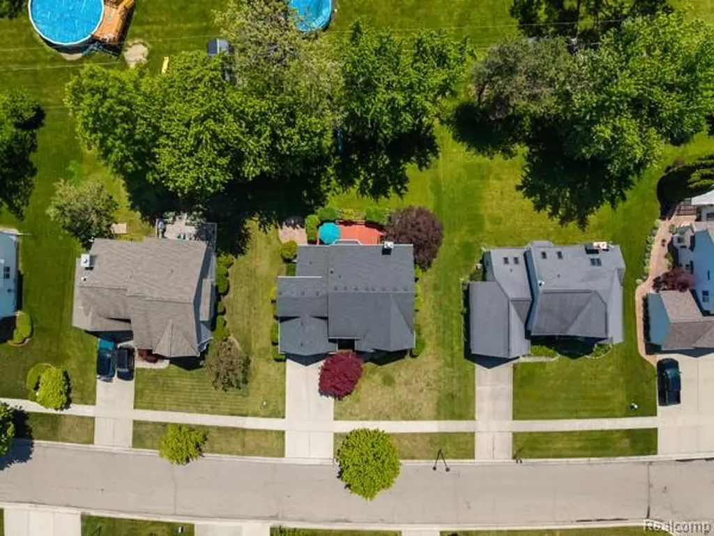 8363 Sherwood Drive Grand Blanc Charter Township MI 48439