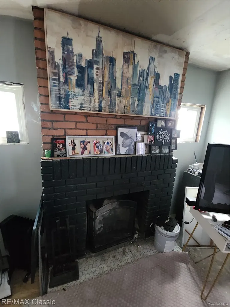 15810 Prairie Street Detroit City MI 48238