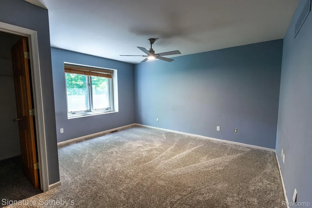 2855 Cranbrook Ridge Court Oakland Charter Township MI 48306