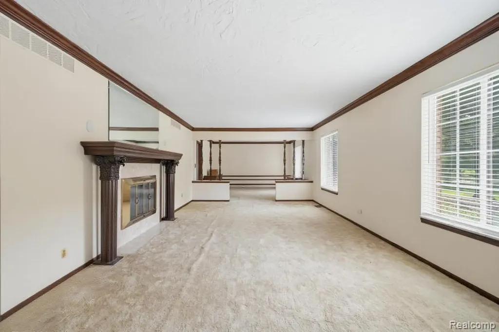 7020 Rattalee Lake Corner NW Independence Charter Township MI 48348