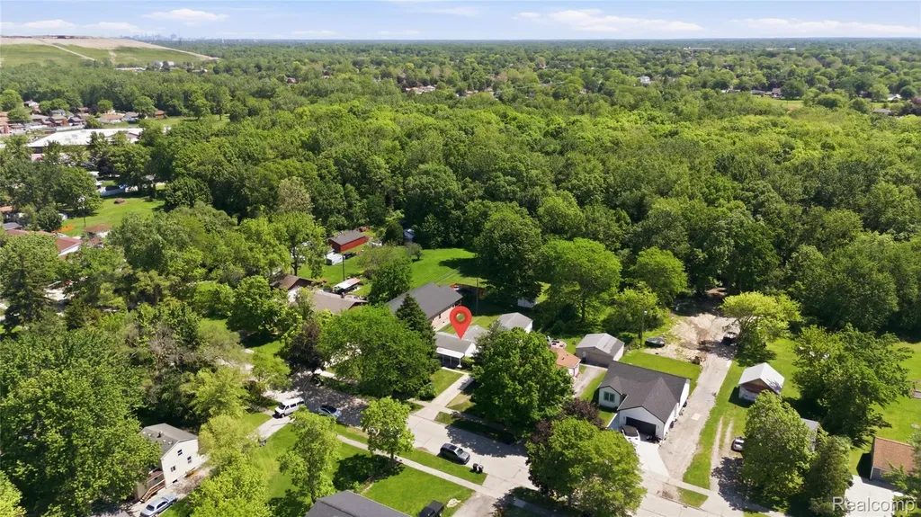 22401 Monterey Drive Woodhaven City MI 48183