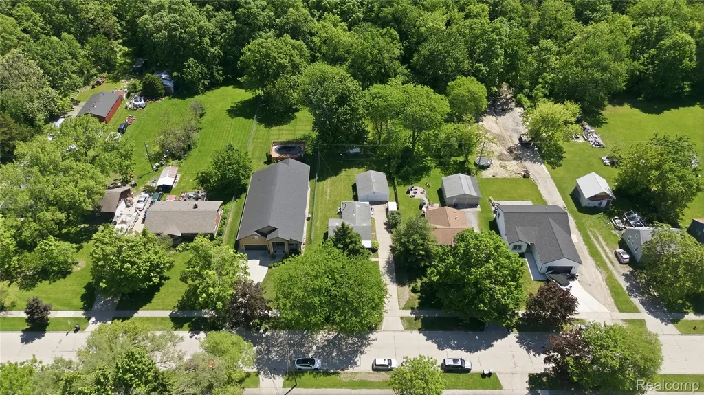 22401 Monterey Drive Woodhaven City MI 48183