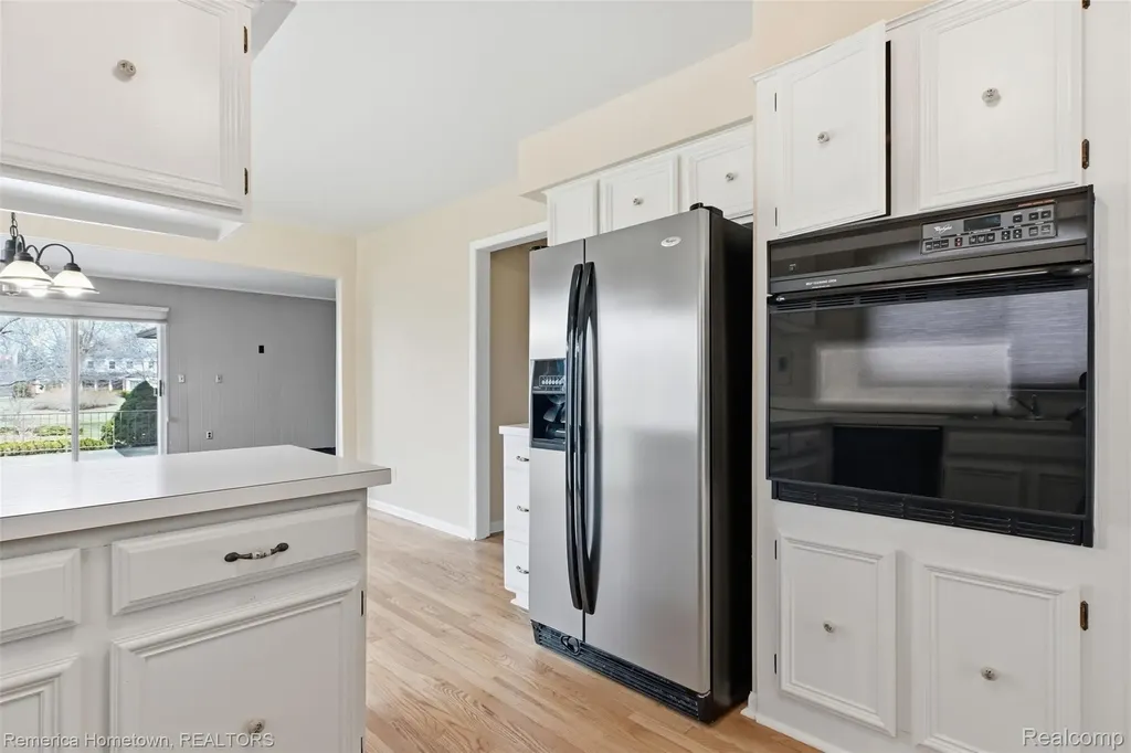 12811 Glenview Drive Plymouth Charter Township MI 48170