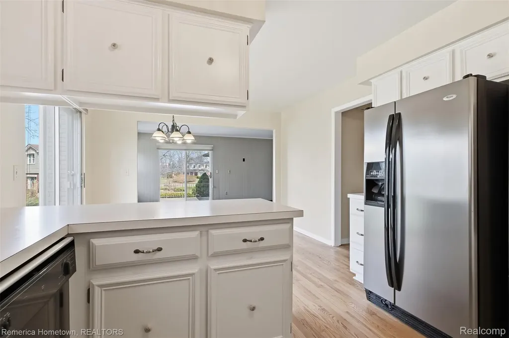 12811 Glenview Drive Plymouth Charter Township MI 48170