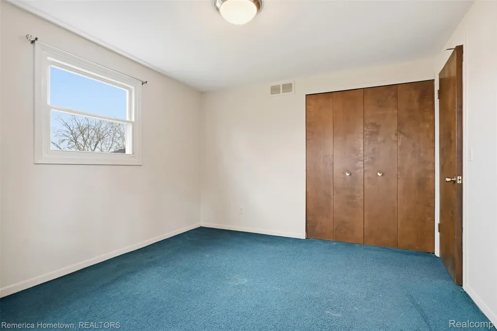 12811 Glenview Drive Plymouth Charter Township MI 48170