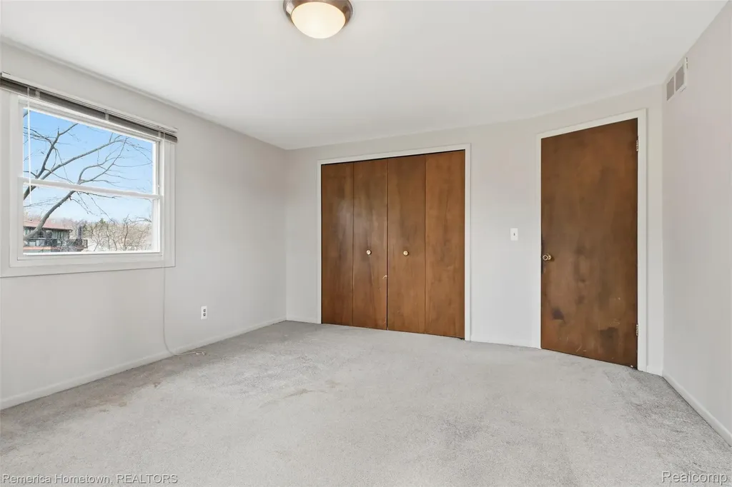 12811 Glenview Drive Plymouth Charter Township MI 48170