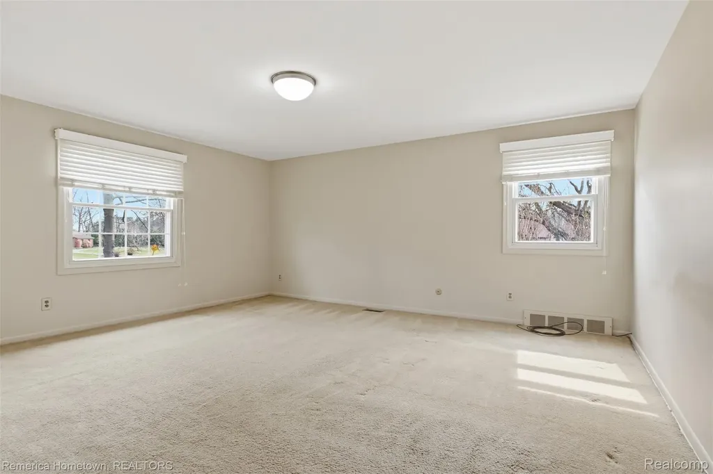 12811 Glenview Drive Plymouth Charter Township MI 48170