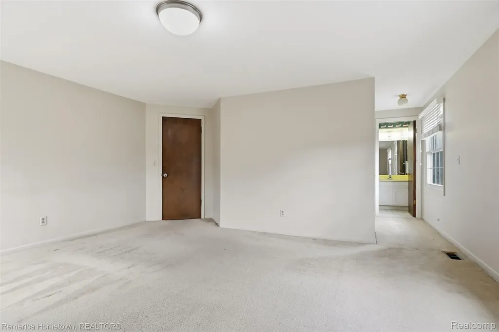 12811 Glenview Drive Plymouth Charter Township MI 48170