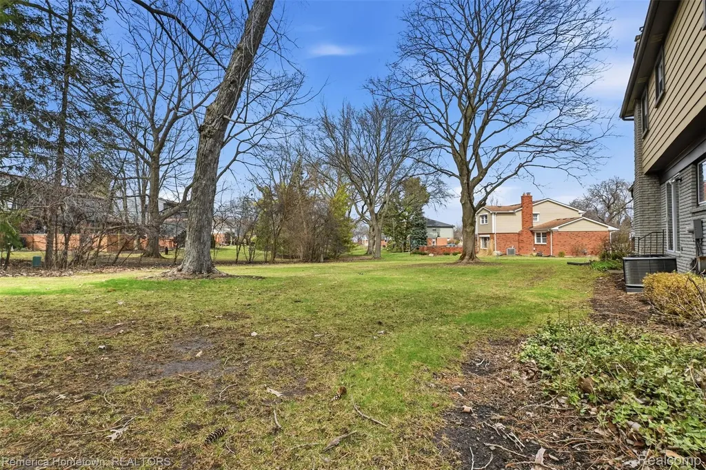 12811 Glenview Drive Plymouth Charter Township MI 48170