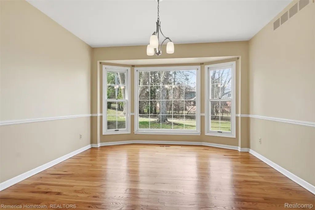 12811 Glenview Drive Plymouth Charter Township MI 48170