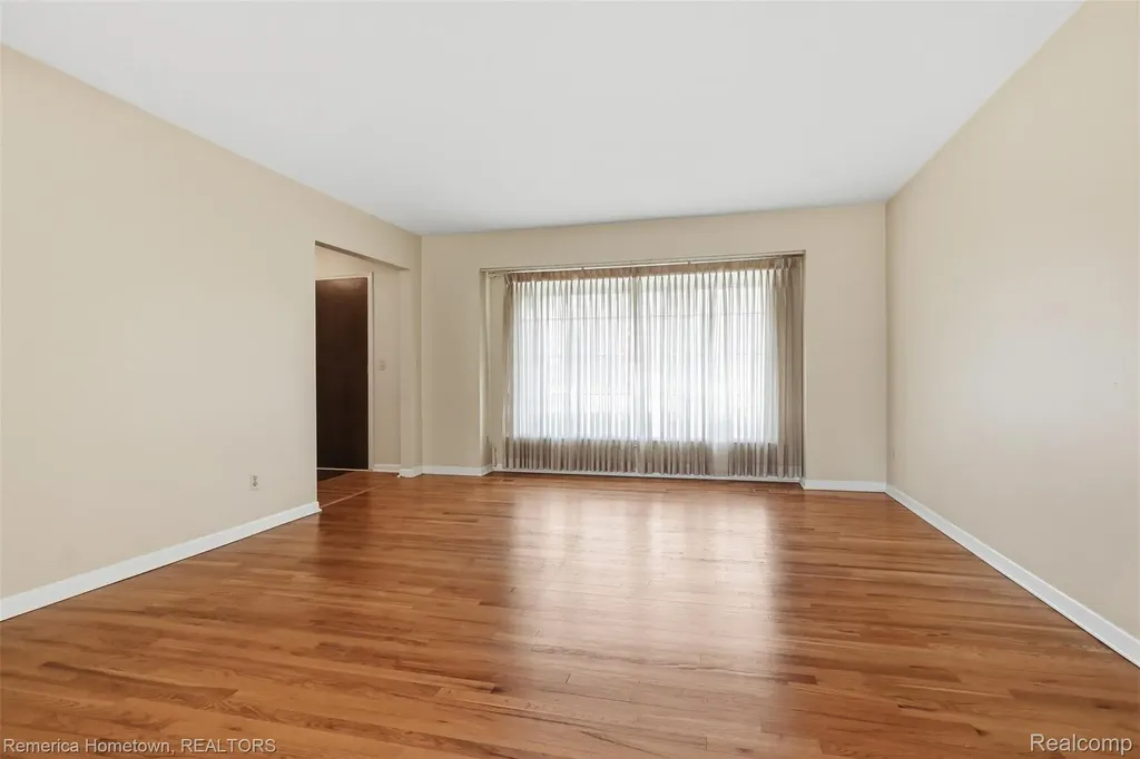 12811 Glenview Drive Plymouth Charter Township MI 48170