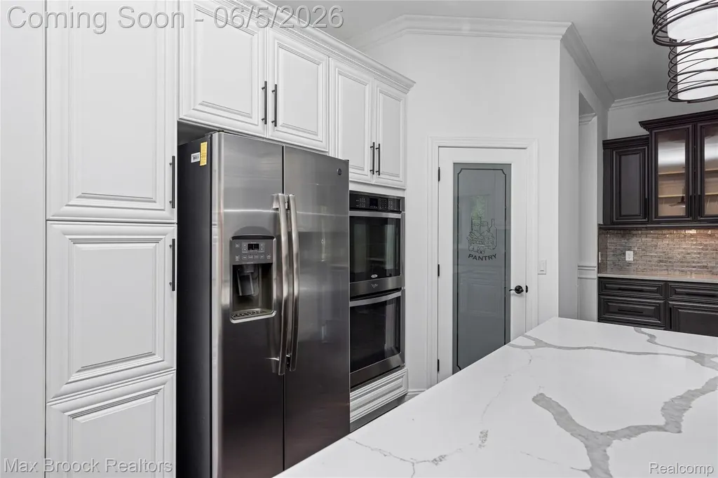 6664 Apple Blossom Trail West Bloomfield Charter Township MI 48322