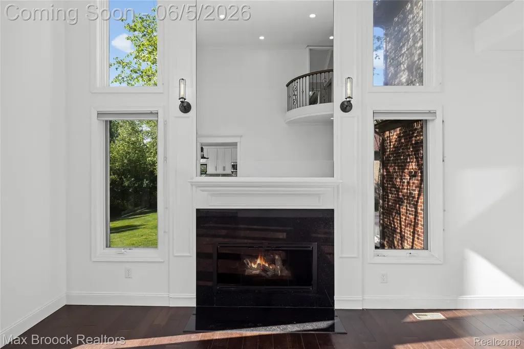 6664 Apple Blossom Trail West Bloomfield Charter Township MI 48322