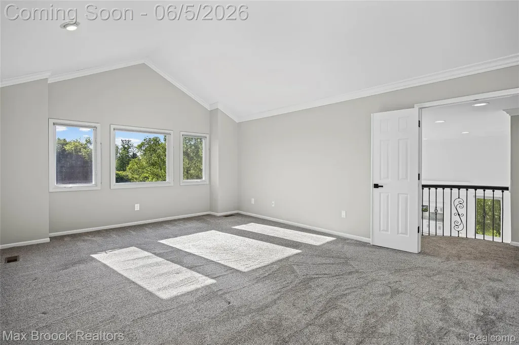 6664 Apple Blossom Trail West Bloomfield Charter Township MI 48322
