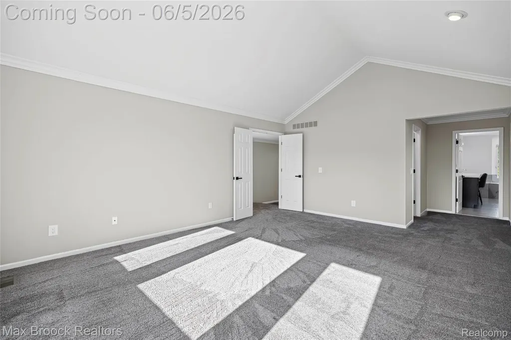 6664 Apple Blossom Trail West Bloomfield Charter Township MI 48322