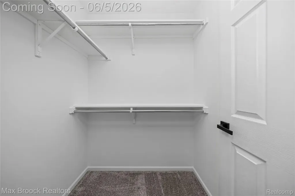 6664 Apple Blossom Trail West Bloomfield Charter Township MI 48322