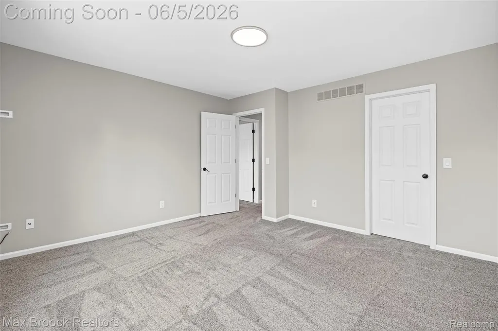 6664 Apple Blossom Trail West Bloomfield Charter Township MI 48322