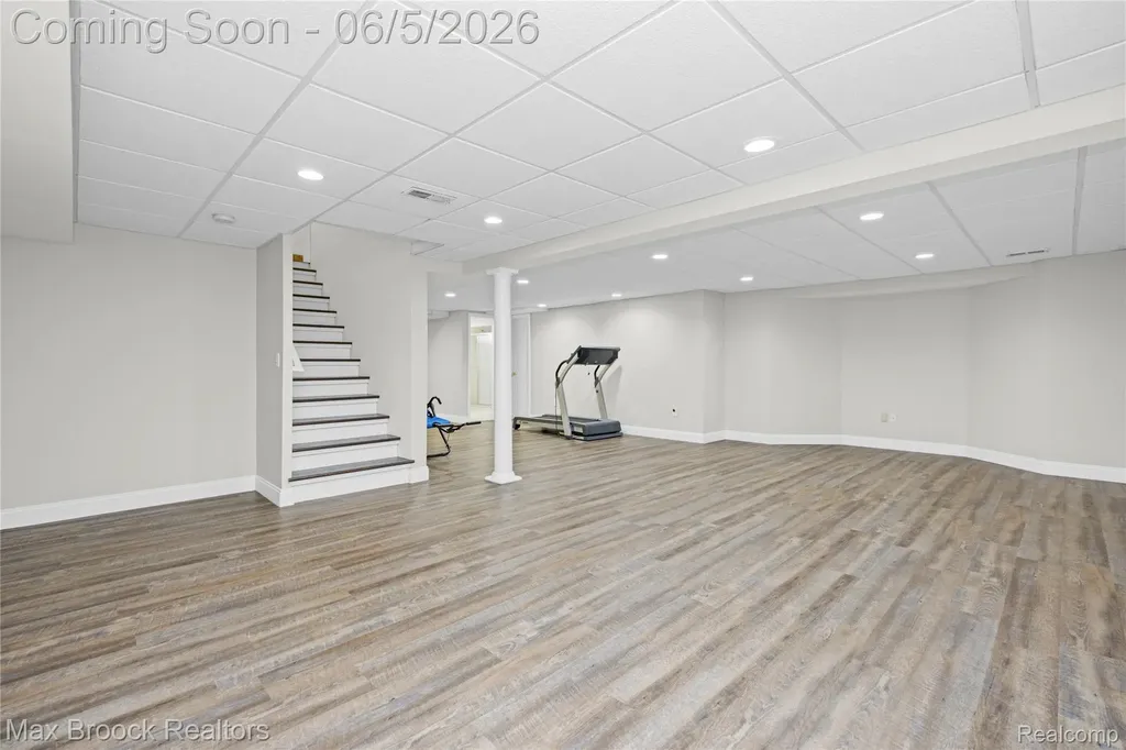6664 Apple Blossom Trail West Bloomfield Charter Township MI 48322